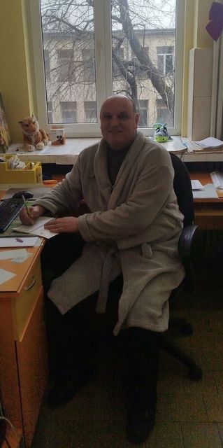 Педиатър преглежда пет дни